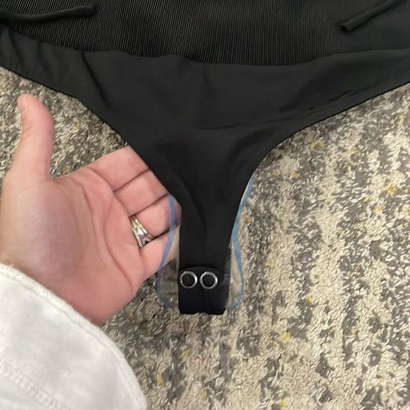 Tularosa size M black ribbed bodysuit with lace up front NEW - Picture 7 of 15